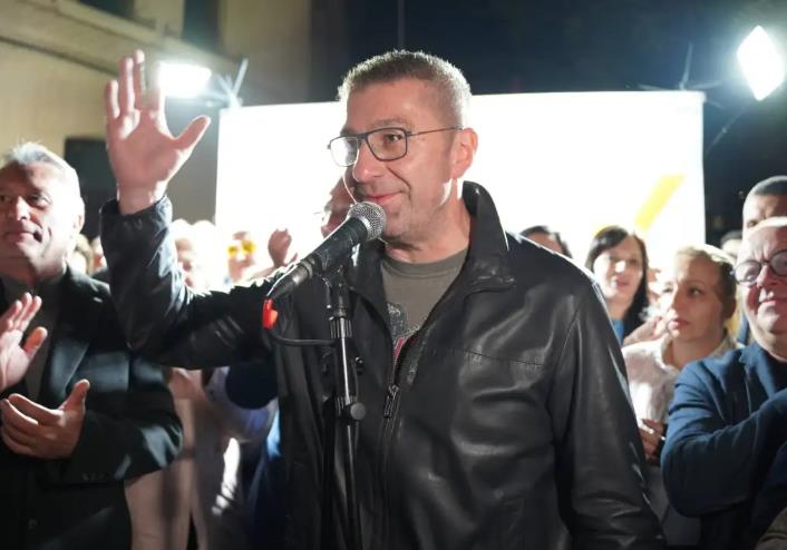 Фото: Мицкоски од Кичево: Кога желбата за правда и единство се посилни од криминалот и поделбите, тогаш се испишува историја!