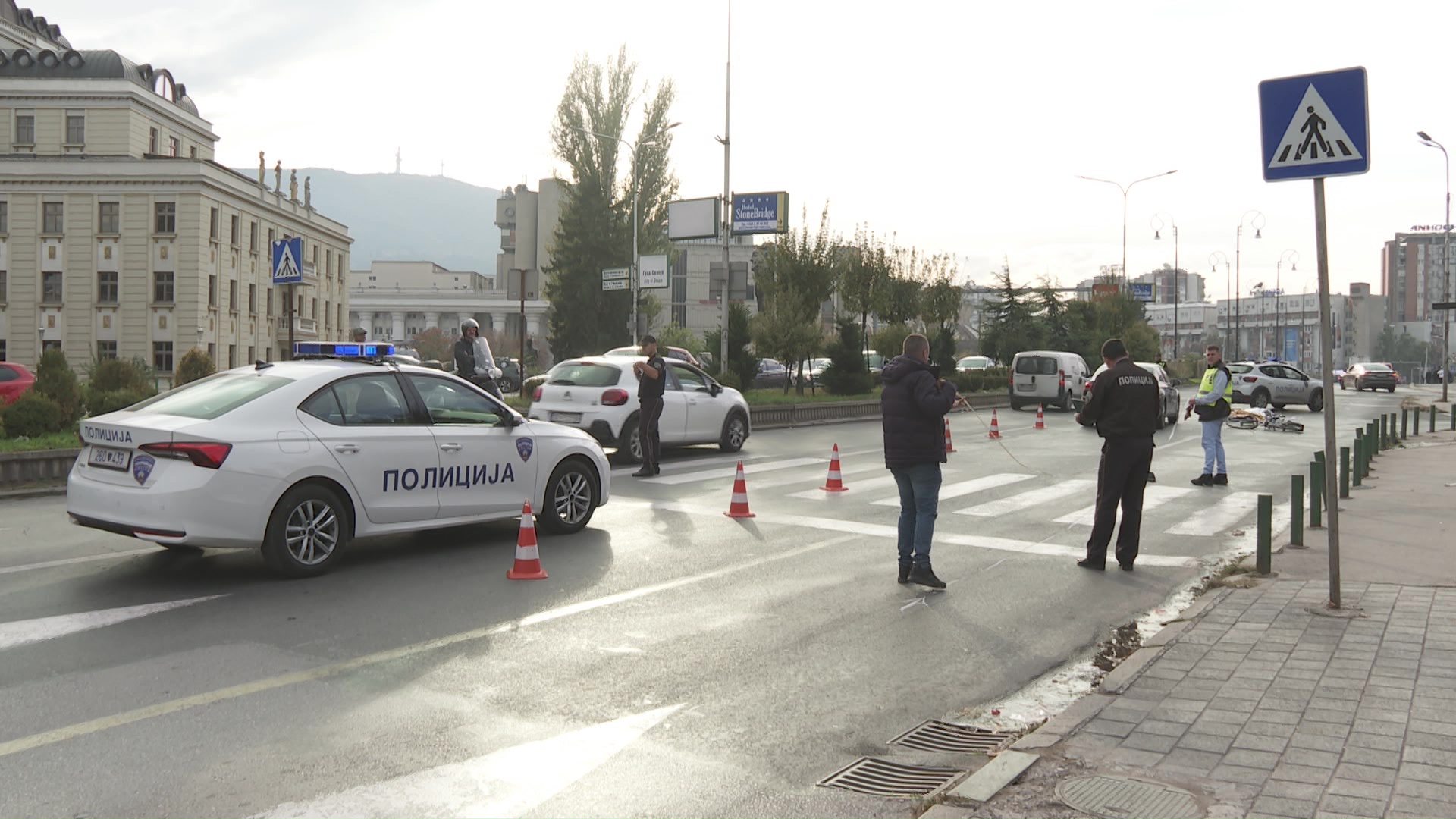 Приведен возачот кој попладнево смртно прегази велосипедист на пешачки и побегна