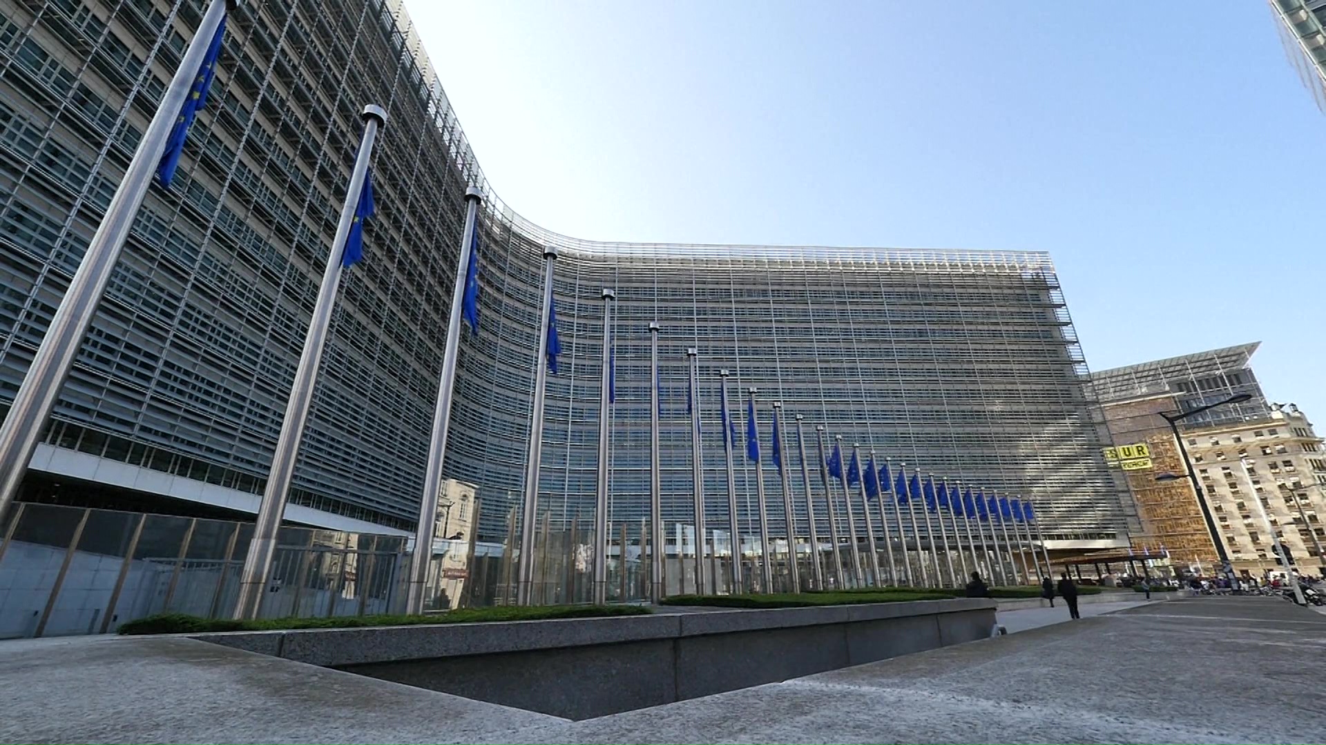 Извештај на ЕК за Македонија - евроинтегративниот пат останува блокиран поради спорот со Бугарија