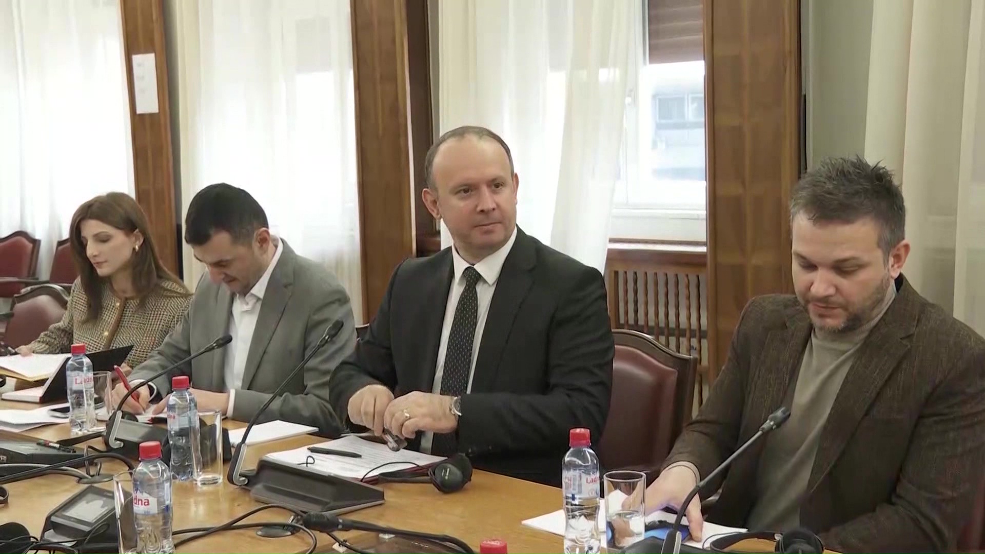 По подогла пауза во работата на Собранието спикерот Гаши денеска на средба со координаторите на пратеничките групи