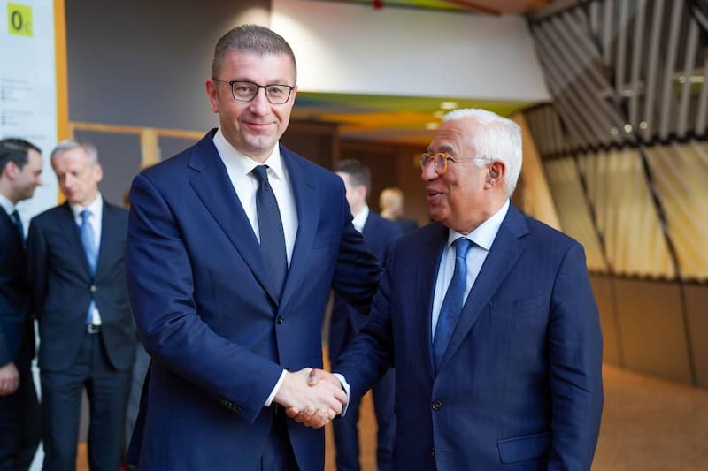 Мицкоски во Брисел: Ние сме на истото место каде бевме пред 25 години бидејќи некој ја злоупотребува едногласноста во ЕУ