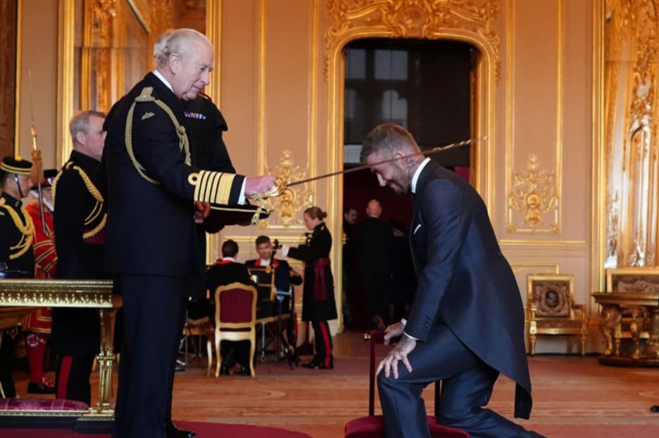 Дејвид Бекам од денеска е Сер Дејвид Бекам (ФОТО)