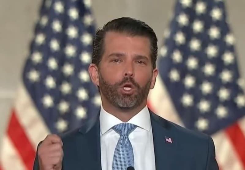 Доналд Трамп Џуниор го пофали татко си, сите му се смеат на постот