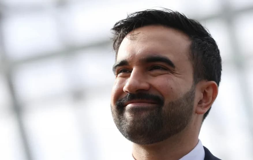 Главниот стратег на Мамдани, кој го покори Њујорк: Тој ја измисли пораката, три работи ги воодушевија гласачите