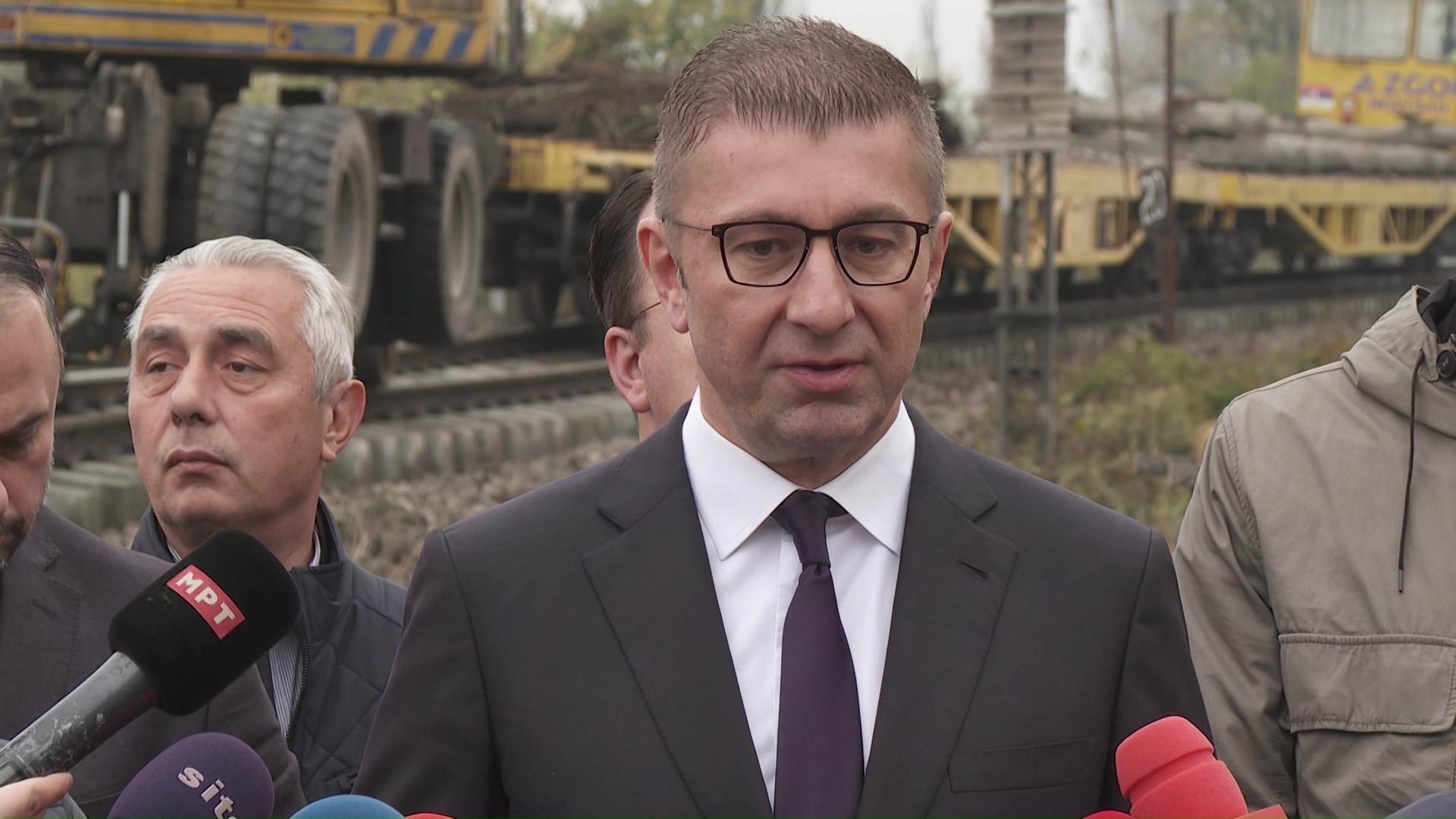 Премиерот го повтори ставот дека под овие услови нема да има устравни измени