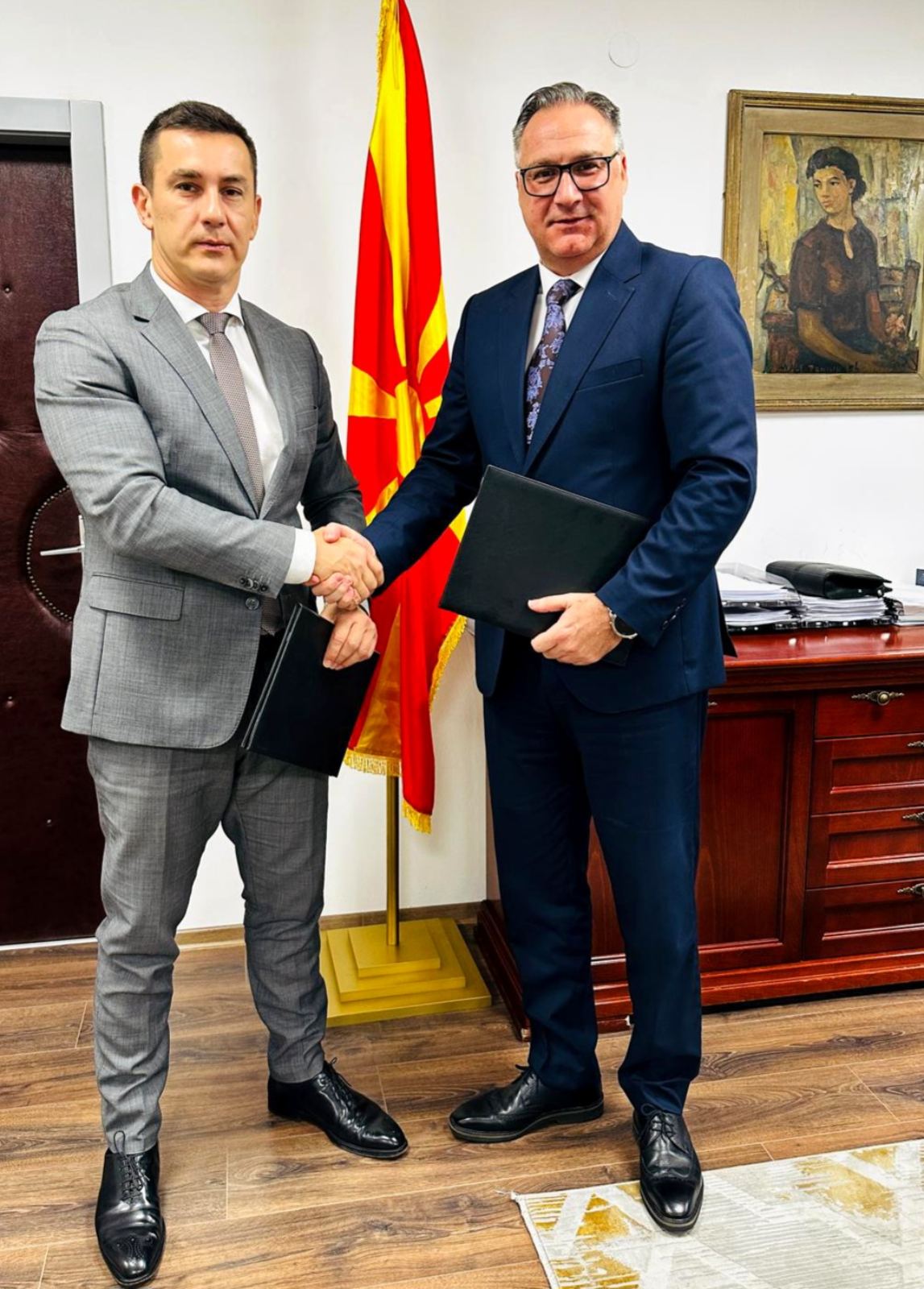 Директорите на Фондот на пензиското и инвалидското осигурување и АНБ потпишаа Меморандум за соработка