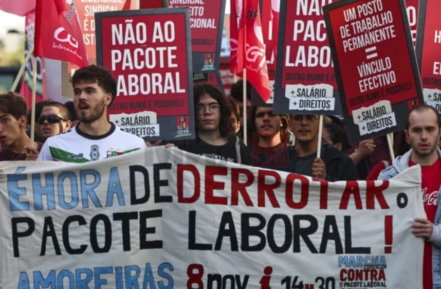 Десетици илјади излегоа на синдикални протести во Лисабон (ВИДЕО)