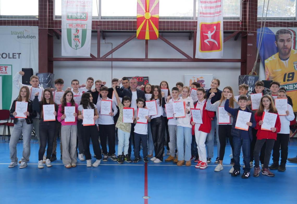 Герасимовски: Доделени 48 спортски стипендии, инвестираме во нови базени и современа училишна инфраструктура