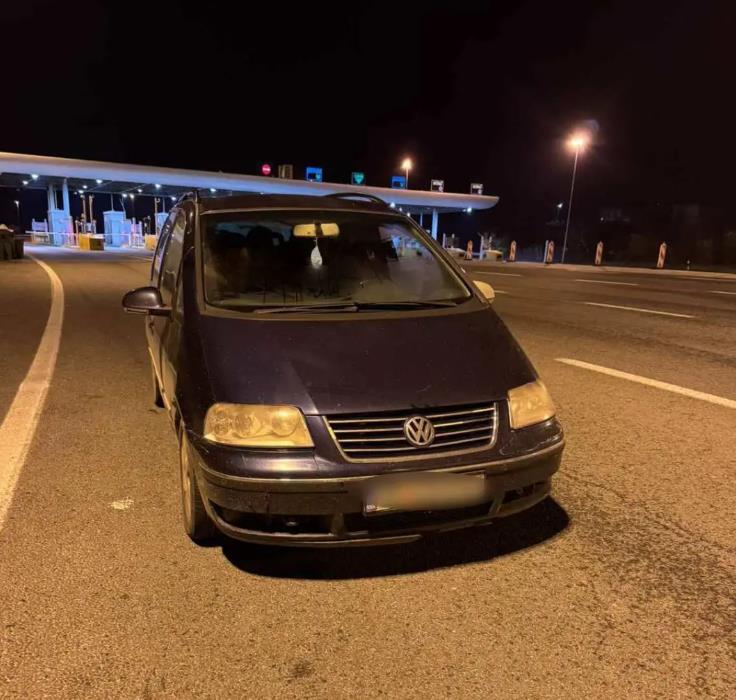 Лишен од слобода криумчар кој превезувал седум илегални мигранти од Египет