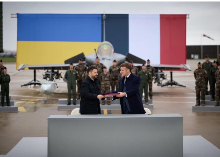 Клучна недела за руско-украинските преговори: Зеленски кај Макрон, Виткоф кај Путин