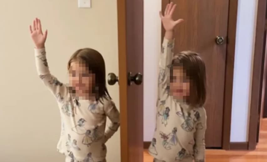 Дали близнаците се телепатски поврзани- снимката со 32 милиони прегледи ги зачуди сите (ВИДЕО)