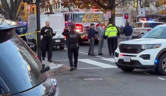 Четири лица убиени во напад со нож во државата Вашингтон, осомничениот е мртов