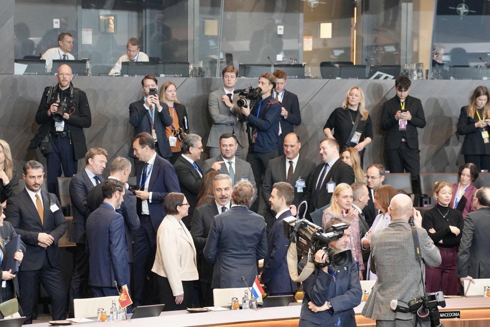 Министерот Муцунски учествуваше на министерскиот состанок на НАТО во Брисел