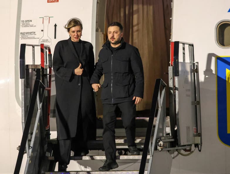 Воени дронови тргнале кон авионот на Зеленски во близина на Ирска: Беа на неговата рута