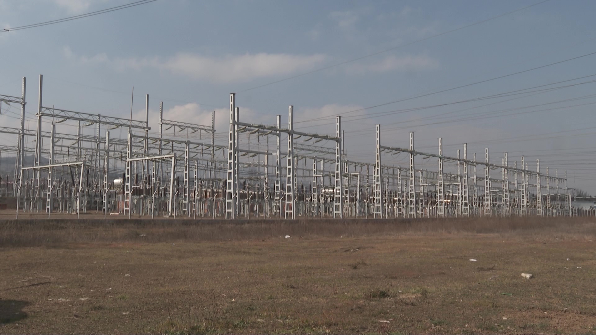 РКЕ ги намали надоместоците за дистрибуција, пренос и за операторот на пазарот на струја 