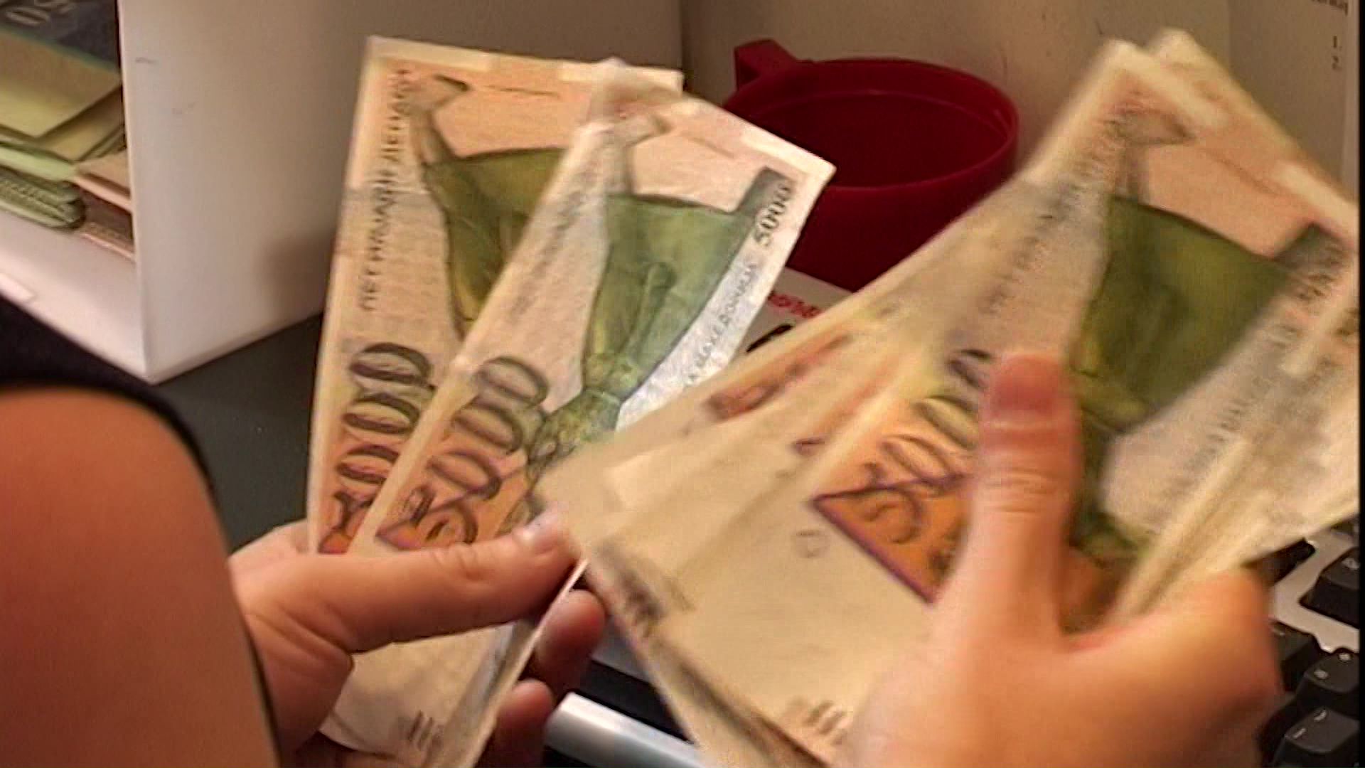 НССА бара поголема плата за судските службеници и да се зголемува паралелно со платите на судиите