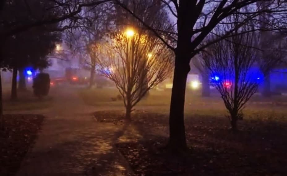 Се преврте чамец во реката Сава кај Славонски брод: Едно лице се удави, 11 се повредени (ВИДЕО)