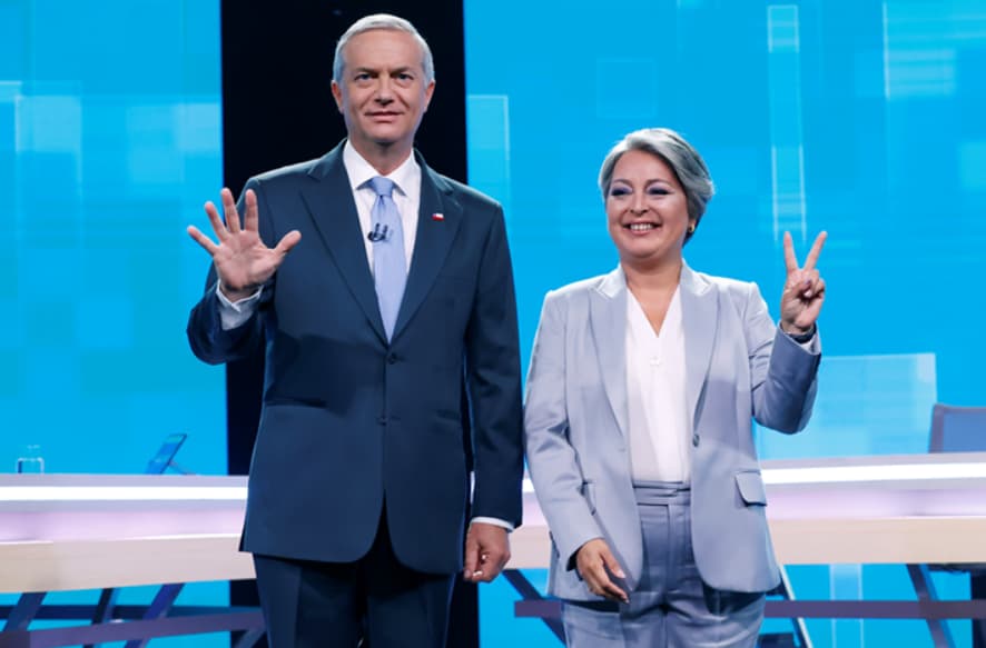 Фаворитот на претседателските избори во Чиле вети дека ќе депортира стотици илјади мигранти од земјата