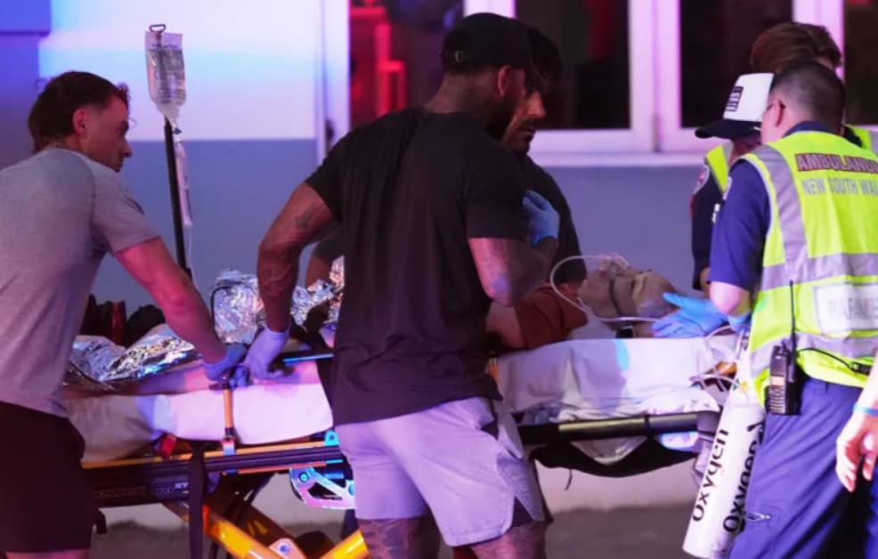 Напаѓачите во Сиднеј со месеци го планирале масакрот- сакале да нападнат со бомби за да има што повеќе жртви