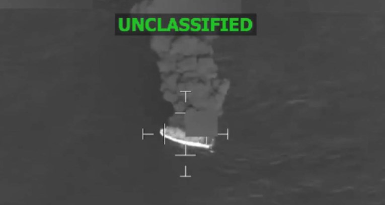 Видео: Американската војска убила четири лица во уште еден напад врз сомнителен брод со дрога во Пацификот