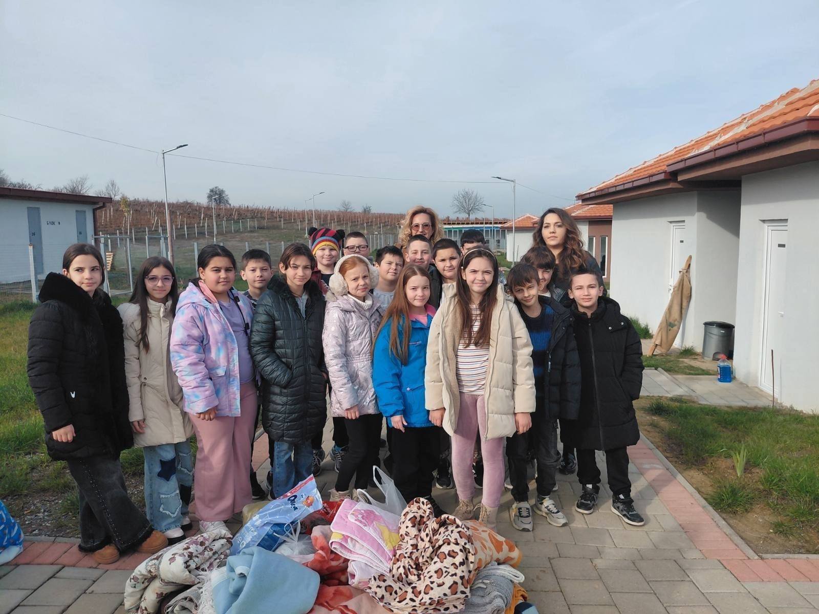 Јанчев: Ученици го посетија стационарот за бездомни кучиња „Шепа“