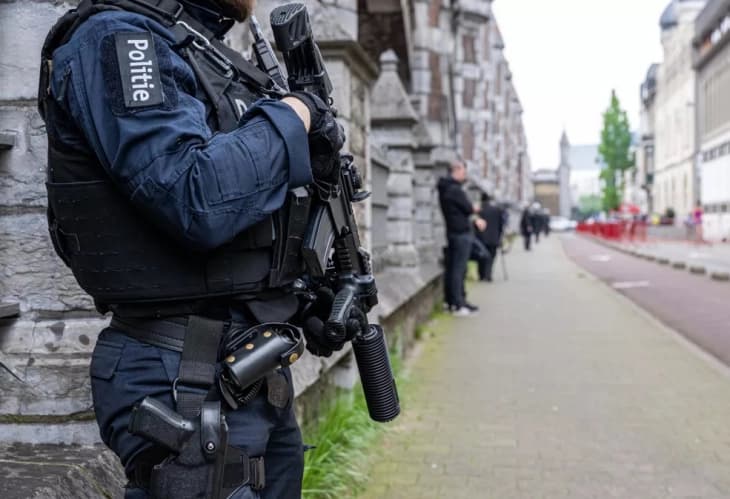 Белгискиот МВР се предомисли, Федералната полиција ќе продолжи да го обезбедува еврејскиот кварт во Антверпен