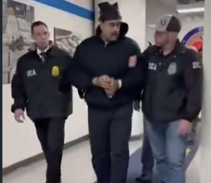 Уапсениот Мадуро во притвор во Њујорк,Белата куќа објави снимка