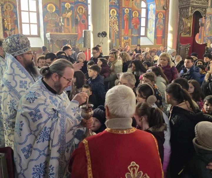 Бадник во Тетово, одбележување со народни обичаи во текот на целиот ден и посна празнична трпеза