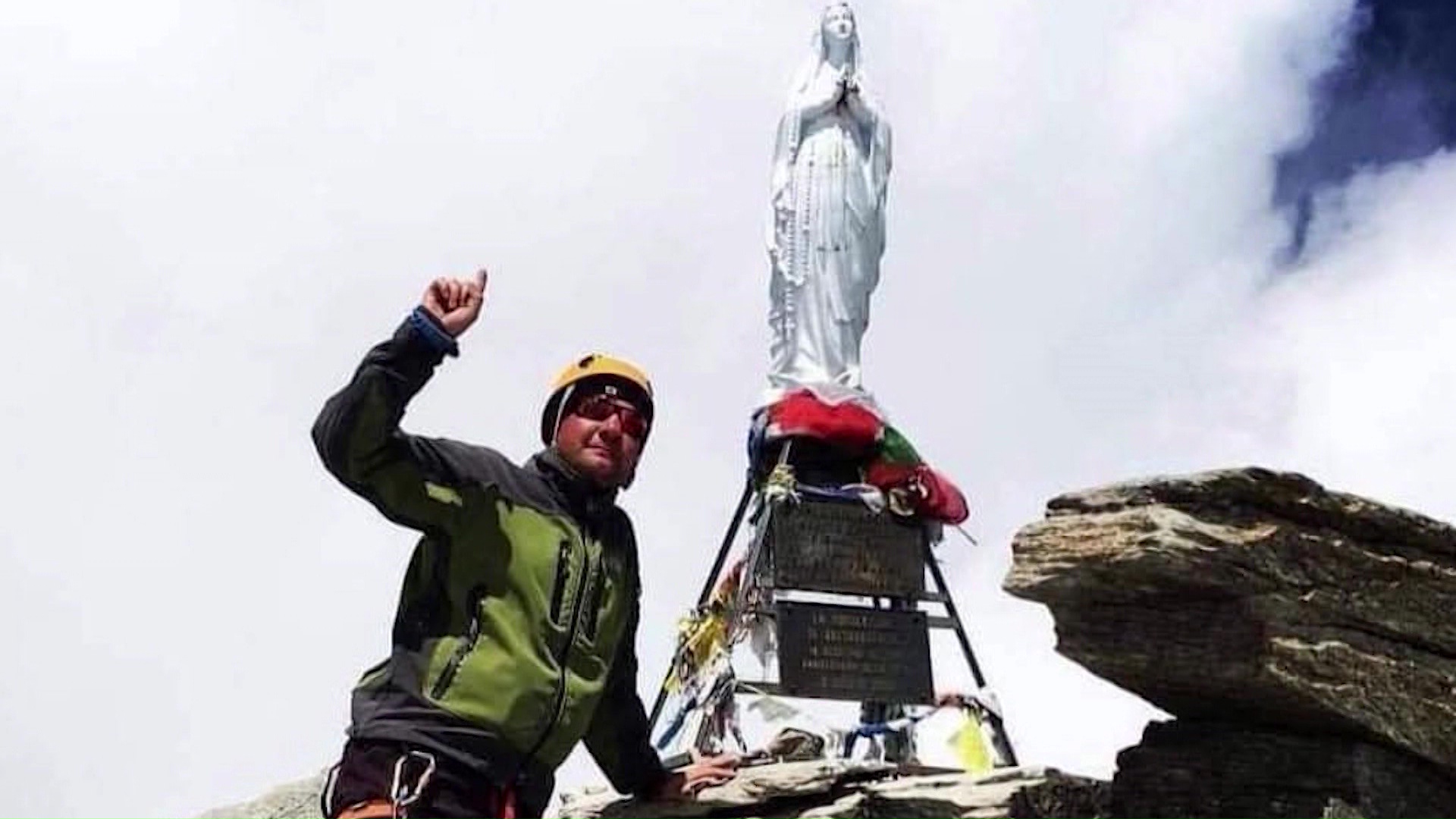 Кога волјата ги надминува сите препреки, Стоилко Стоичев со 90% оштетен вид ги освојува сите врвови