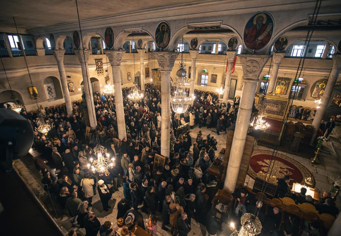 Божикна литургија во храмот „Свети Великомаченик Димитриј“ во Битола