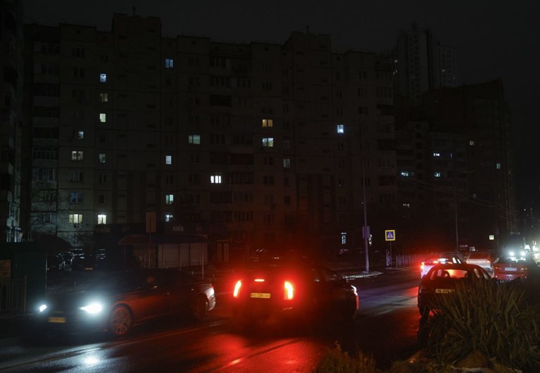 Југоистокот на Украина е без струја поради руските напади: Не се слушаат ниту сирените за тревога