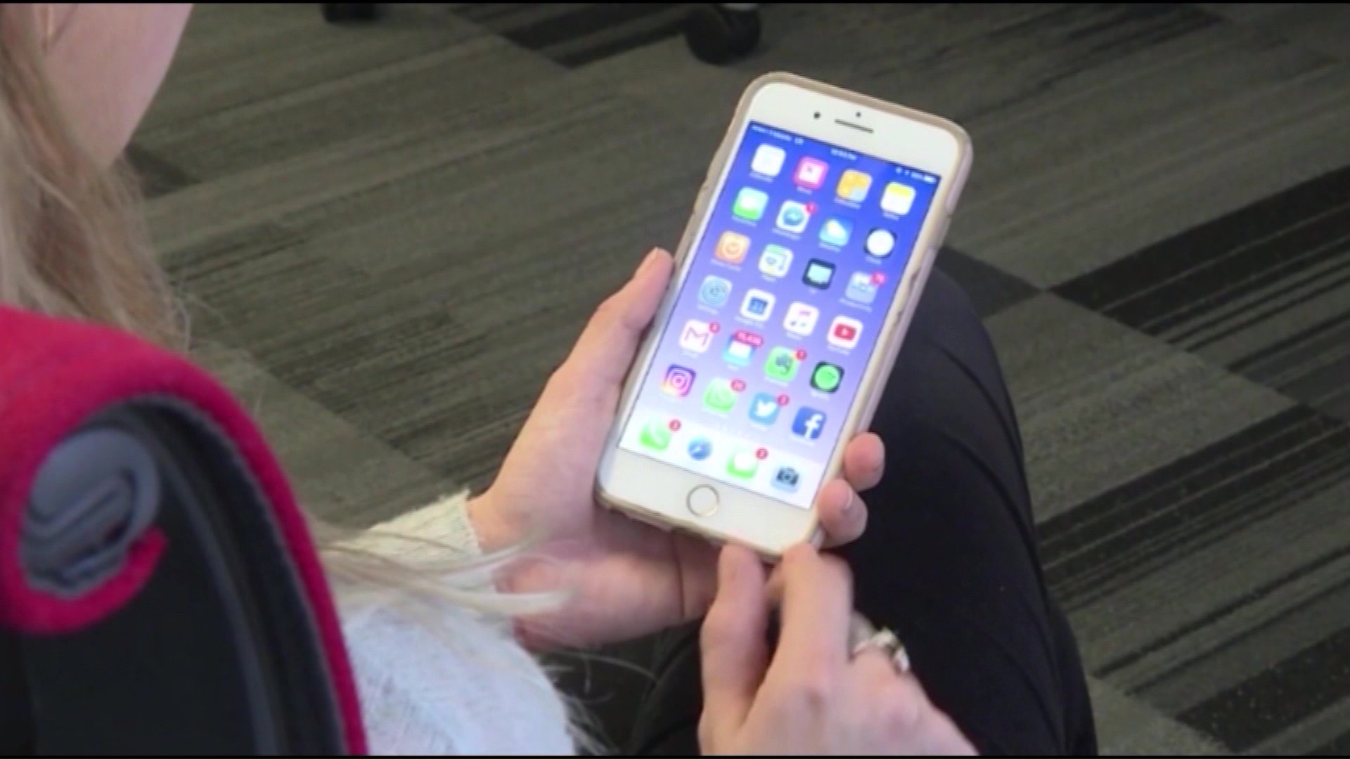 Најголем дел од децата распустот го поминуваат пред компјутерите – како да ја задржат креативноста?