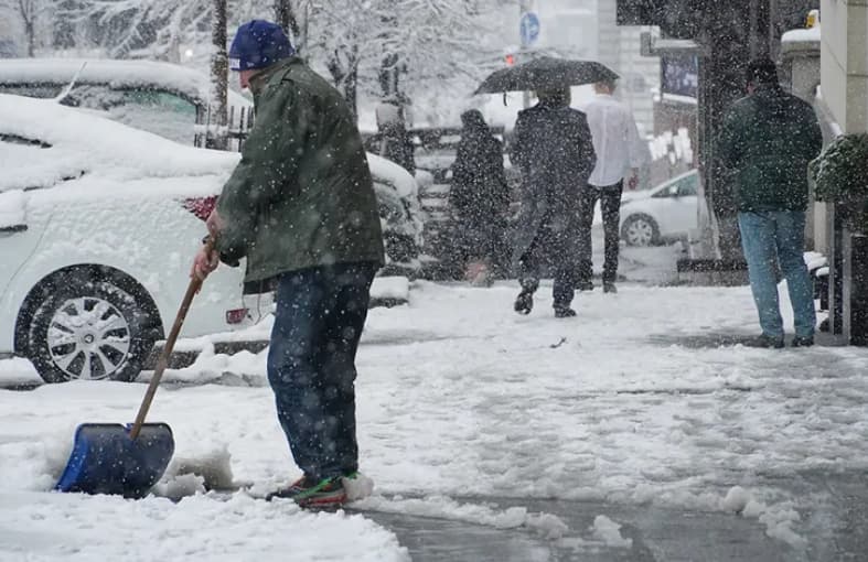 Денеска е најстуден ден од почетокот на годината во Србија, вонредни препораки на Институтот за јавно здравје