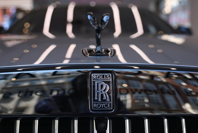 Акциите на Ролс Ројс во последните пет години се зголемија за 1.200%, но не поради автомобилите