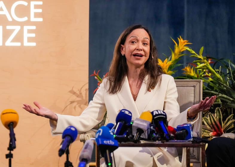 Нобеловиот институт ѝ одговори на Мачадо, која сакаше својата награда за мир да му ја даде на Трамп: Тоа така не оди