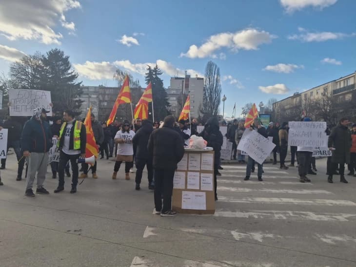 Протест на кумановци за ретроактивно оданочување
