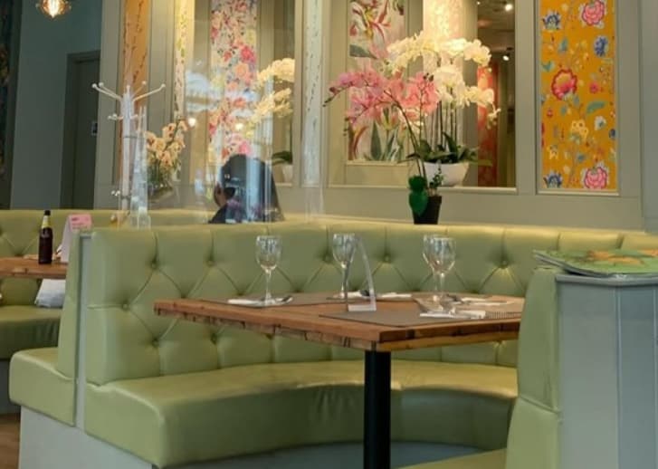 Во тоалет во ресторан пронашла скриена камера под школката, емитувала во живо (ФОТО)