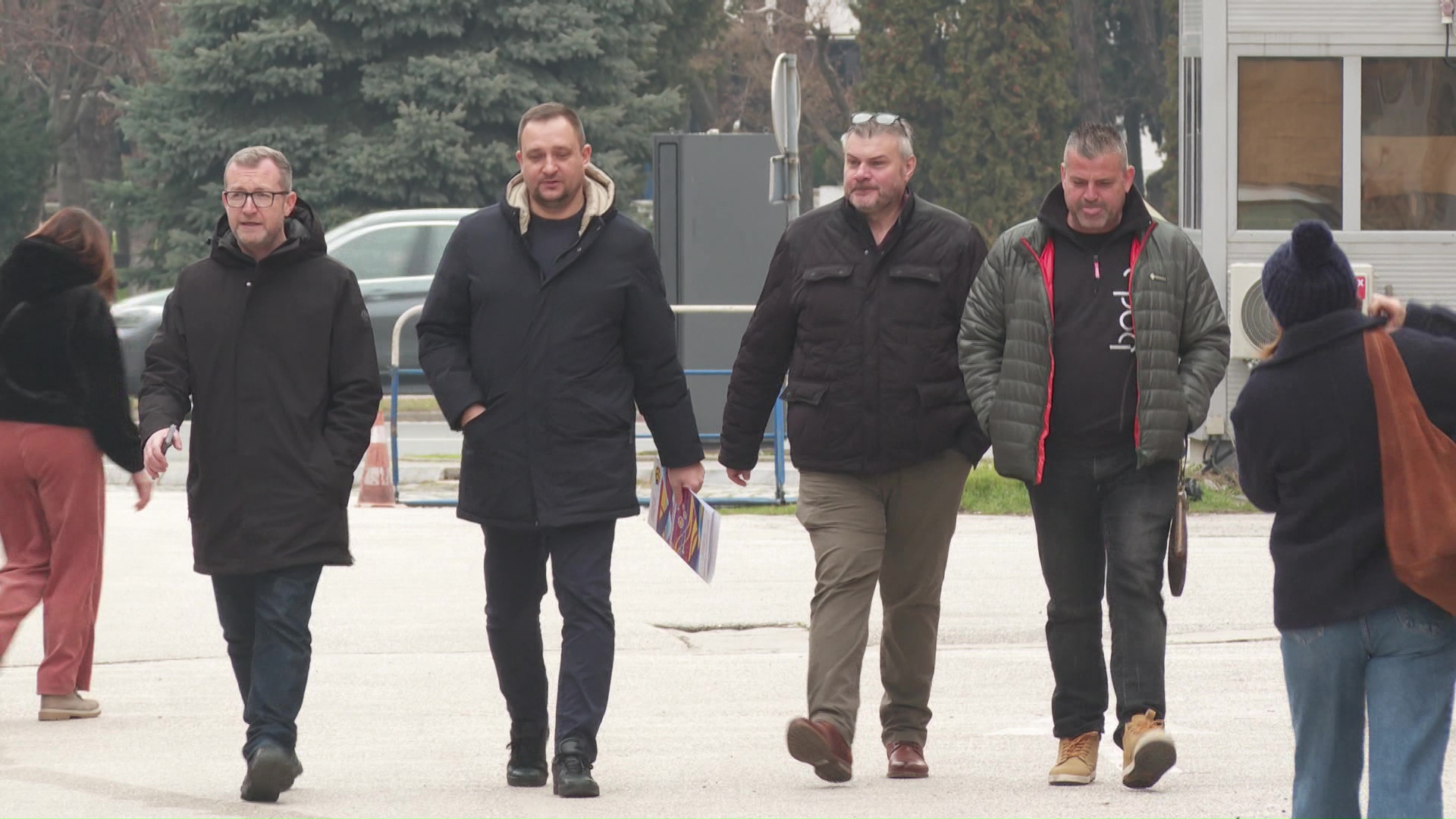 Од УПОЗ воздржани, Мицкоски оптимист дека е можен договор на утрешната средба