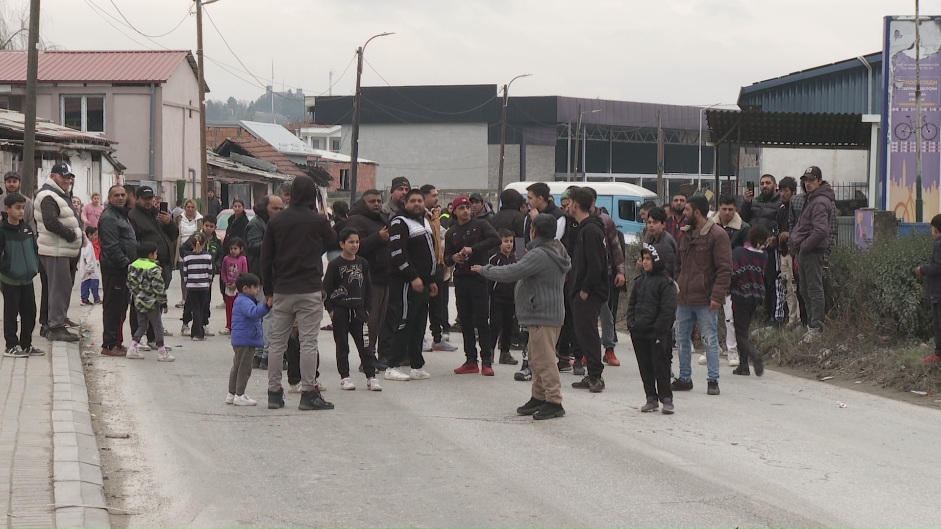 Поради протест на дел од граѓаните беше затворен дел од улицата Скупи