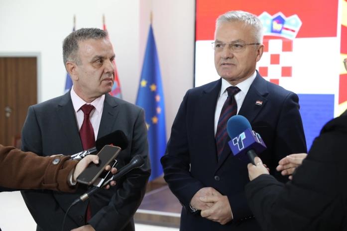 Состанок на Меѓувладината мешовита комисија за заштита на националните малцинства меѓу Македонија и Хрватска