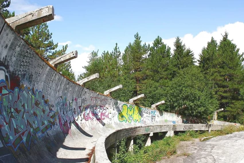 Пред почетокот на ЗОИ, регионот се потсетува на мегапроектот од поранешна Југославија, чинел над 560 милиони