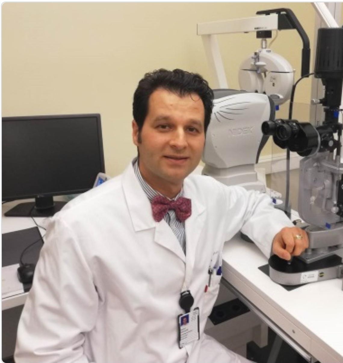 Офталмологот од Македонија проф. Горан Петровски кој работи во Осло, добитник на значајна награда во Полска