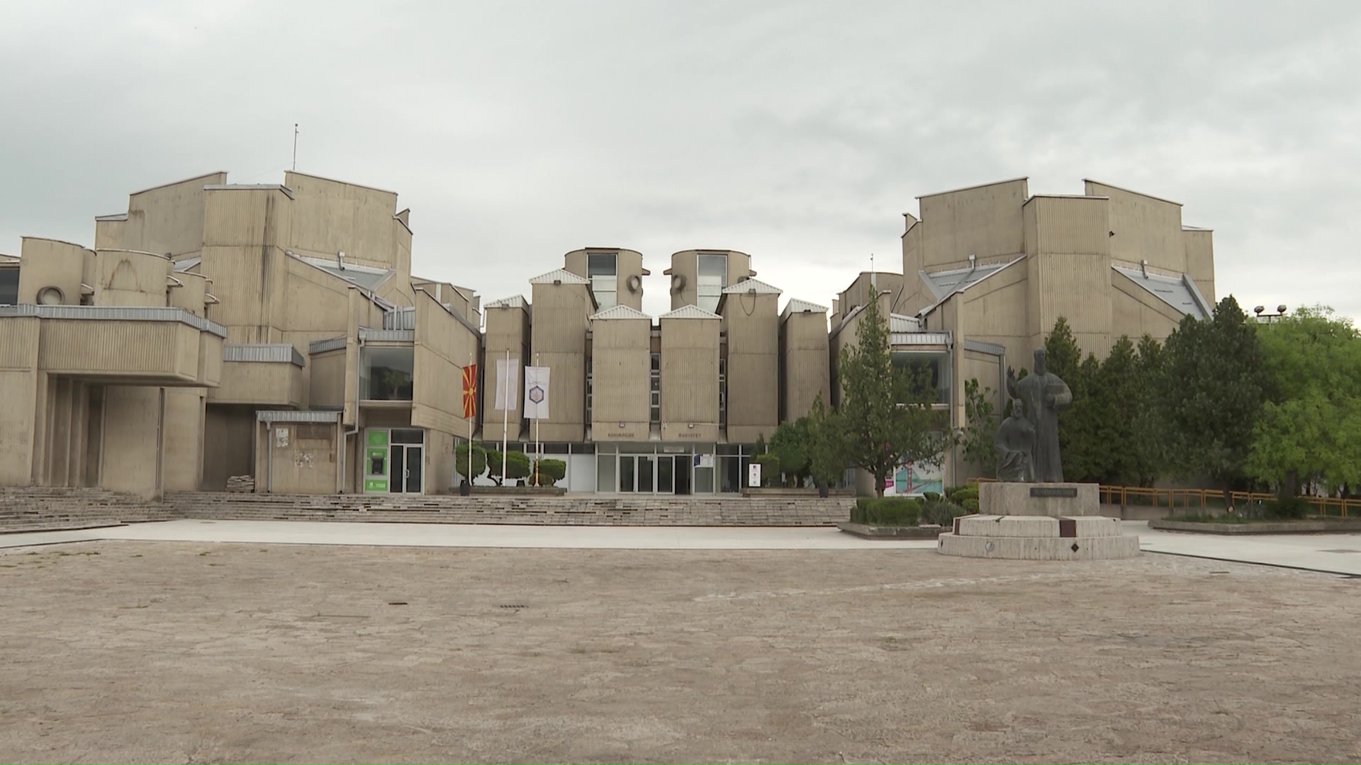 Нови искри меѓу коалициските партнери ЗНАМ и ВРЕДИ поради барањето правосудниот испит да се полага и на албански јазик