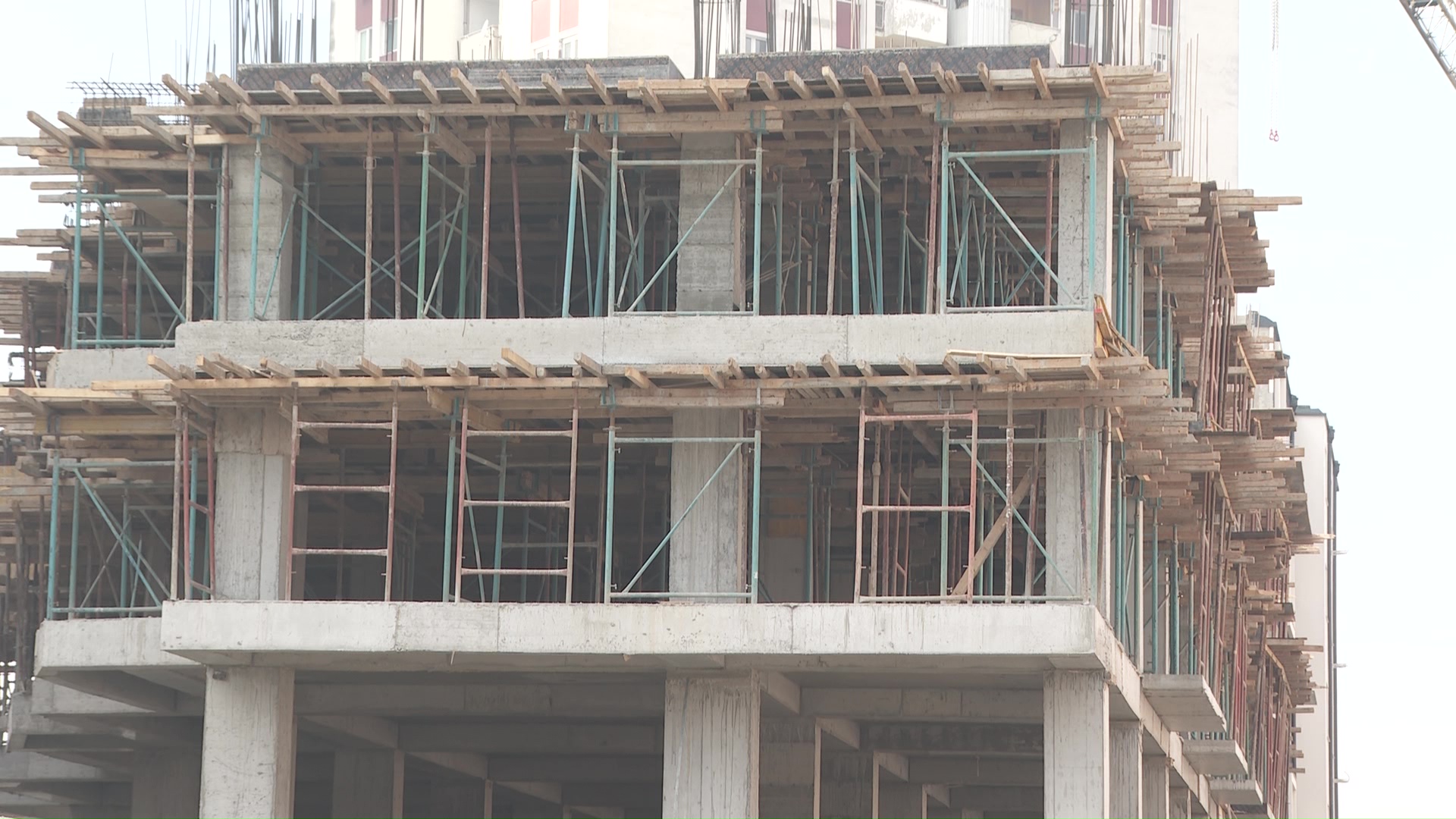 Становите во Скопје поскапи и од оние во големите европски градови- се продаваат како алва