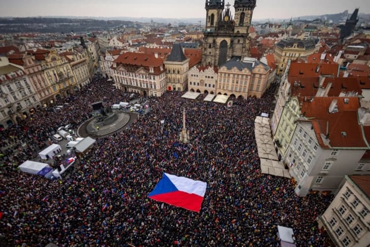 Протестите ја принудија владата на Бабиш да се откаже од назначувањето на Турек за министер