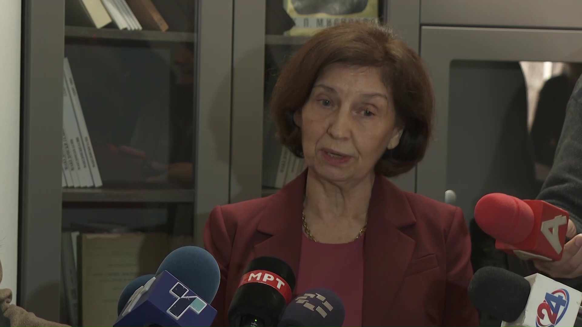 Сиљановска Давкова: Нашето авионче е најмало и најстаро, колегите го нарекуваат авиончето на браќата Рајт