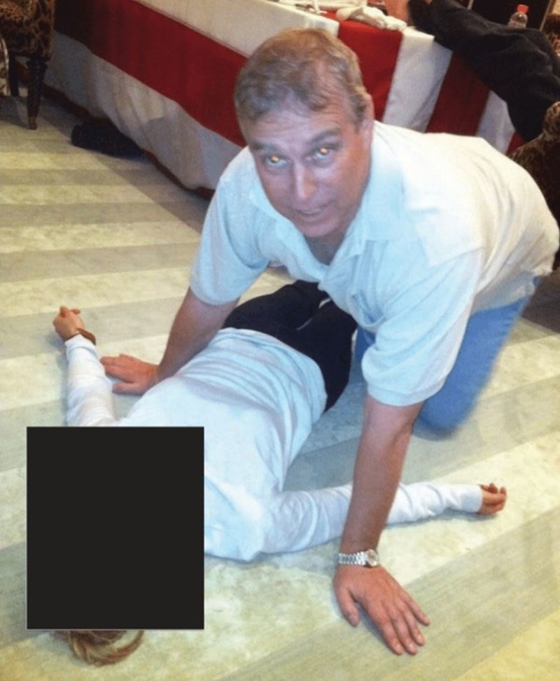 Уапсен поранешниот британски принц Ендрју - се сомничи за злоупотреба на службената должност и соработка со Епстин