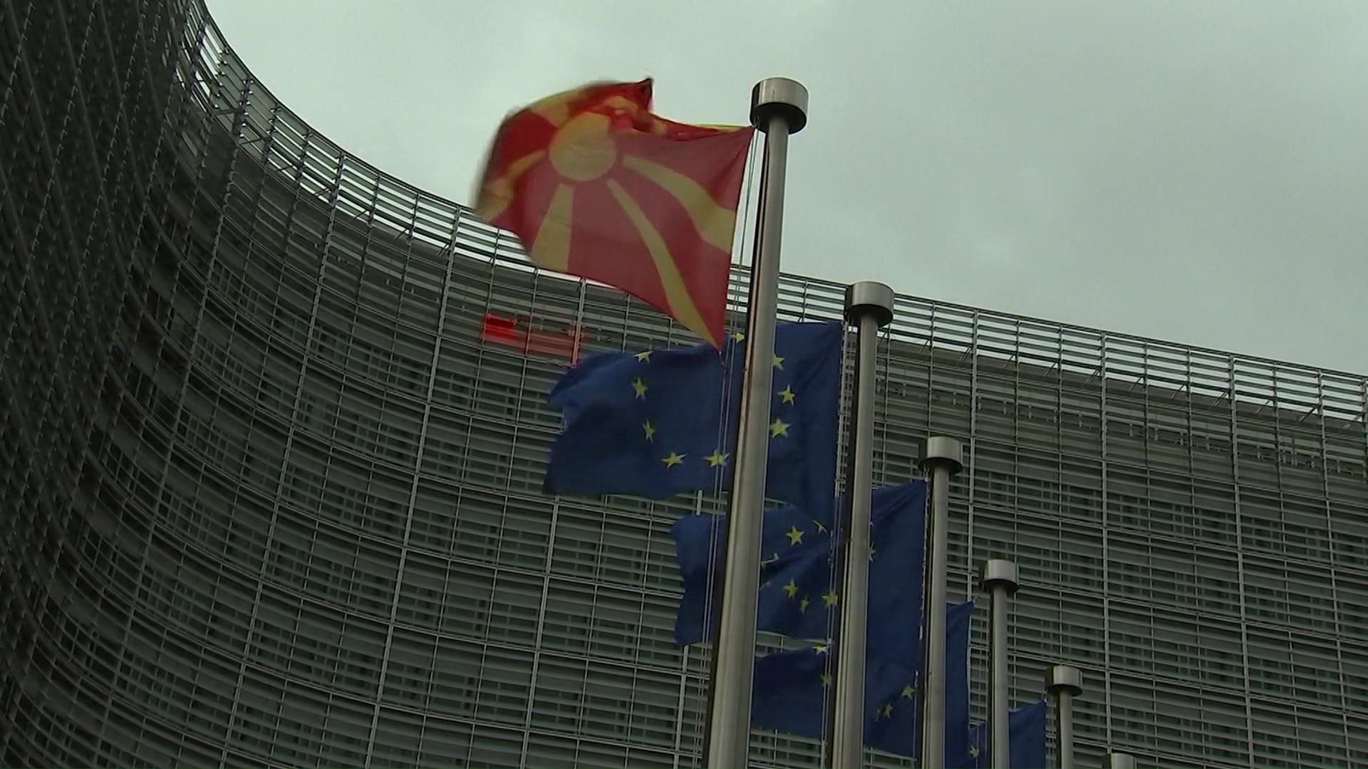 Анализа: Дали „втора лига“ членство во ЕУ е добра опција за Македонија?