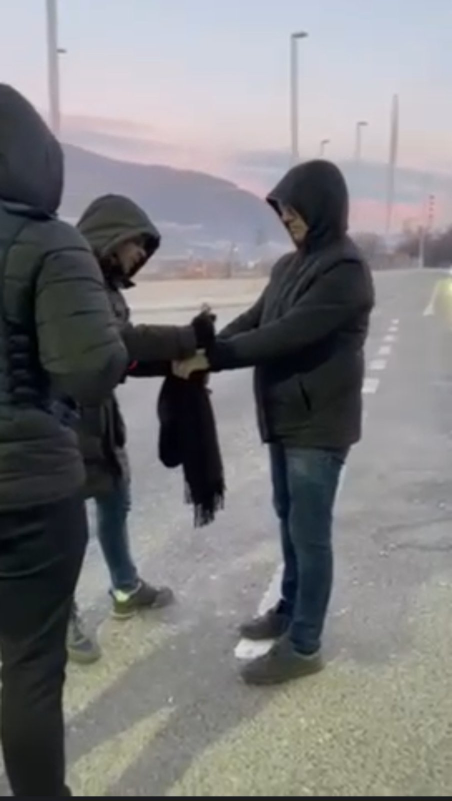 ВРЕДИ: Кој од ДУИ му се заканува на Артан Груби