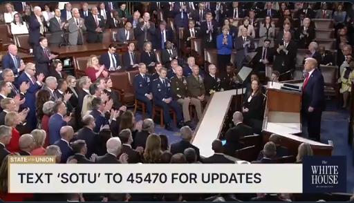 Трамп го собори рекордот за најдолг говор за состојбата на Унијата